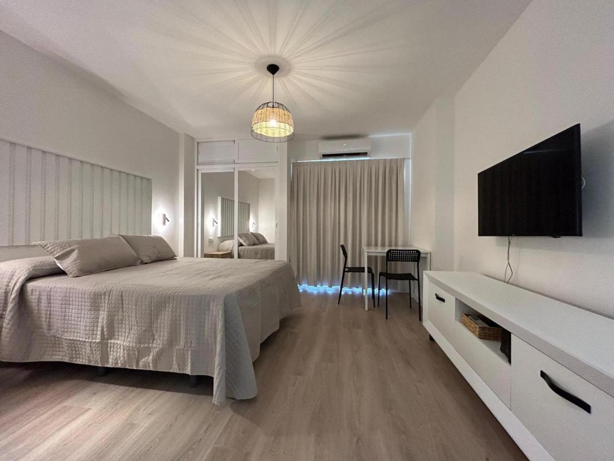 Hercules Pool & Beach Benalmadena Ngoại thất bức ảnh