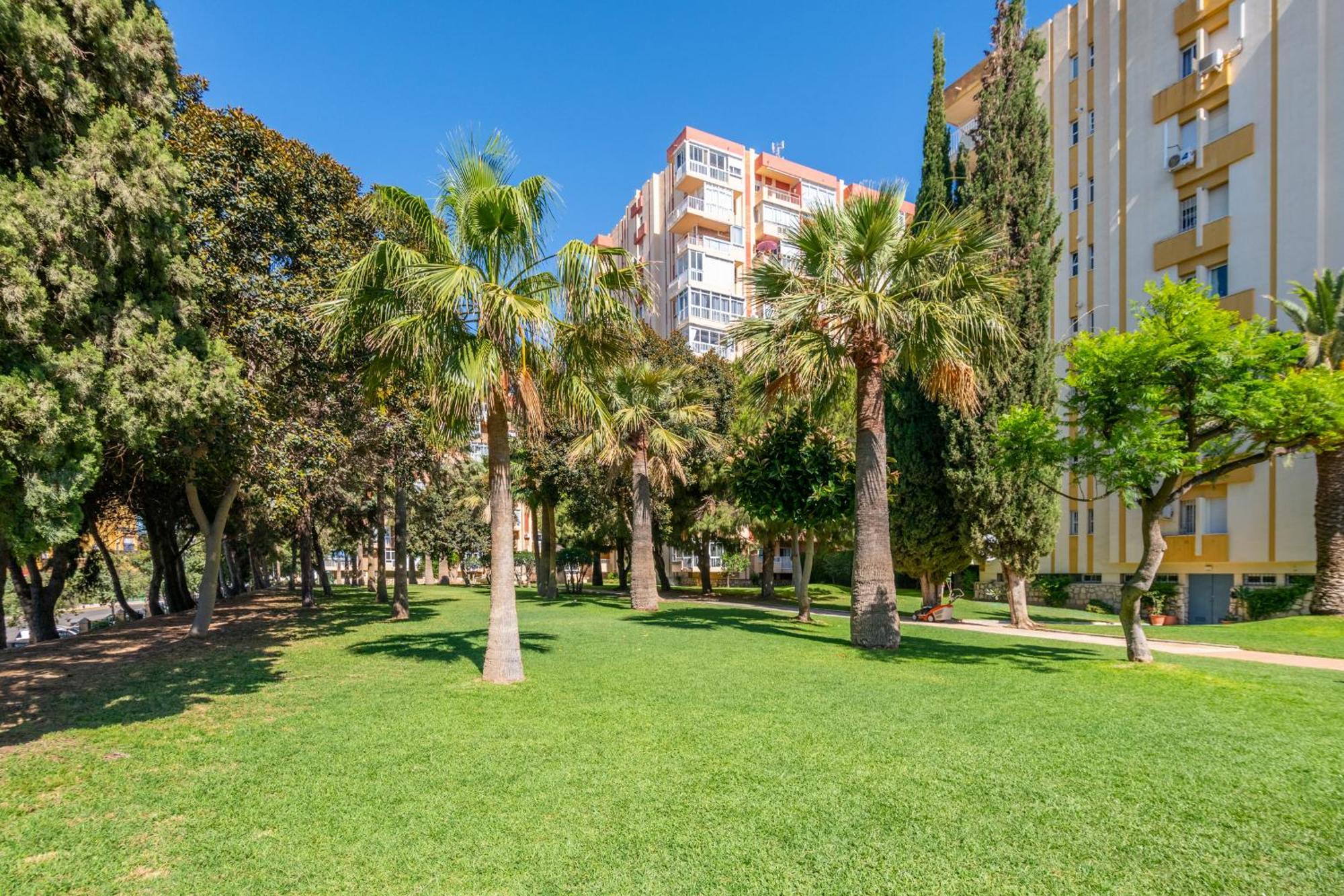 Hercules Pool & Beach Benalmadena Ngoại thất bức ảnh